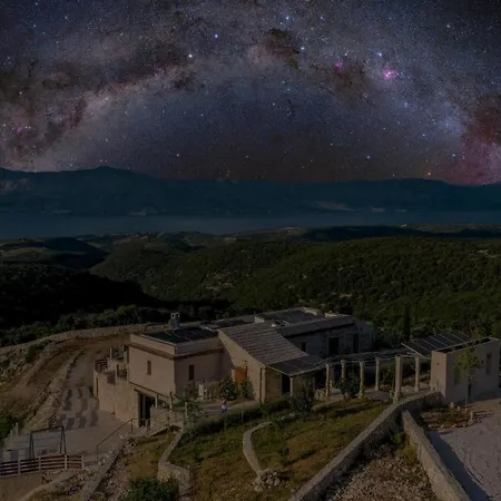 Hills Estate Dol (Brac)