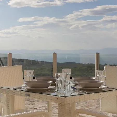 Hills Estate * Dol (Brac)